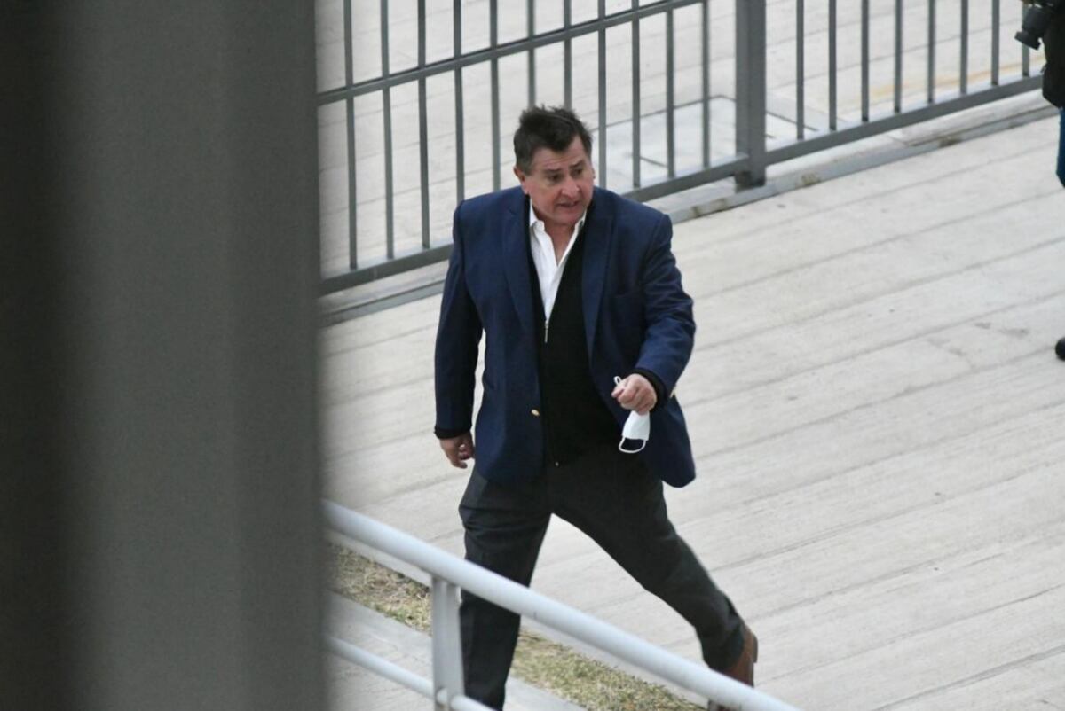 Piden sobreseer a otra autoridad policial involucrada en el caso Blas  Correas: la dura respuesta de su madre | Vía Córdoba